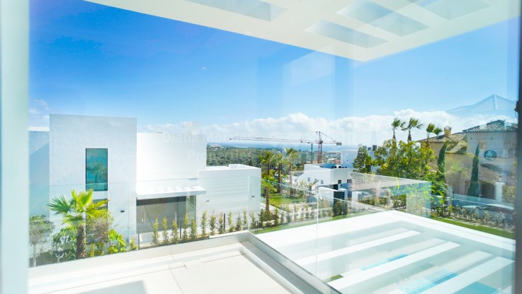 Villa en Los Flamingos con ascensor e impresionantes vistas - Villa en venta en Los Flamingos, Benahavis