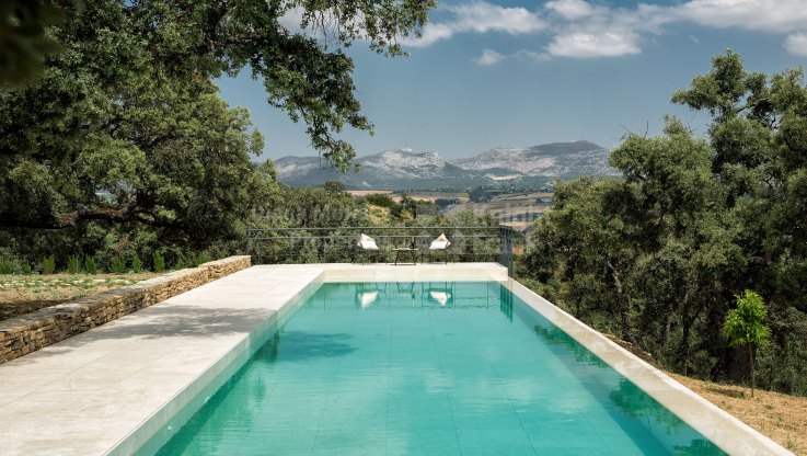 Contemporary styled hacienda in Ronda - Finca for sale in Ronda
