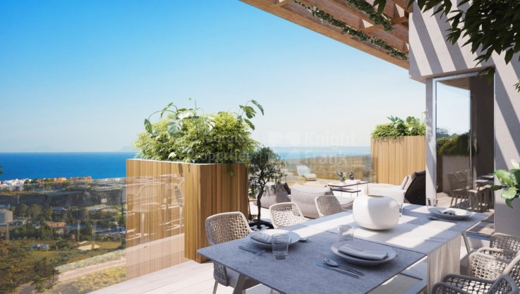 Villa with panoramic view - Semi Detached Villa for sale in Las Colinas de Marbella, Benahavis