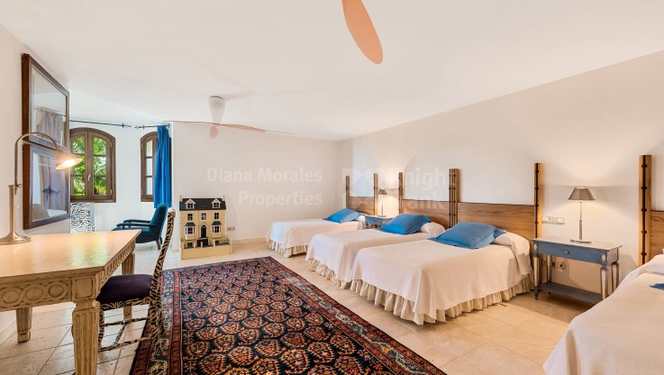 5-Schlafzimmer-Villa mit Meerblick - Villa zum Verkauf in La Zagaleta, Benahavis