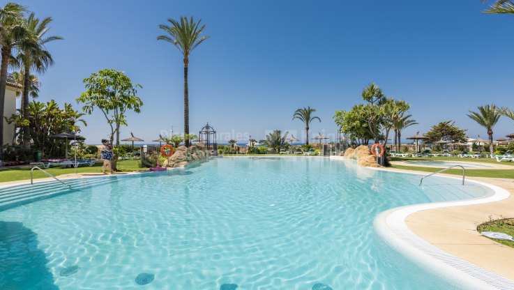 Duplex en bord de mer - Penthouse duplex à vendre à Los Monteros Playa, Marbella Est