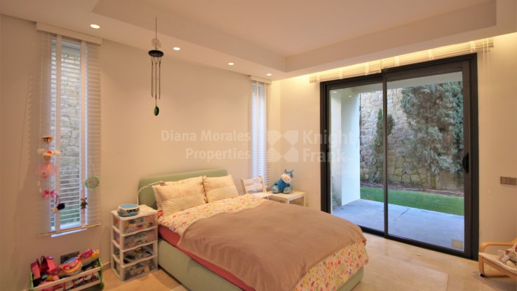 Garden Apartment in Cascada de Camojan - Ground Floor Apartment for sale in Imara, Marbella Golden Mile