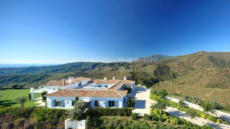Villa spacieuse avec vue fantastique sur la mer - Villa à vendre à Monte Mayor, Benahavis