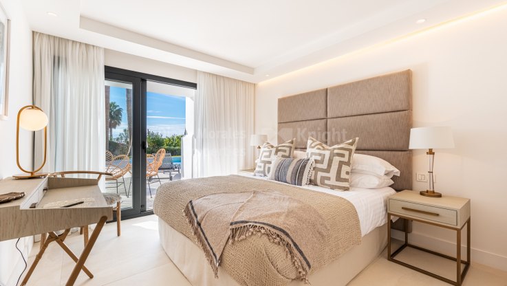 Outstanding villa for sale in Nagueles - Villa for sale in Rocio de Nagüeles, Marbella Golden Mile
