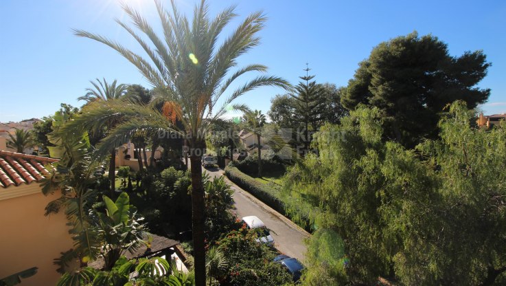 Penthouse within Walking Distance to Puerto Banus - Penthouse for sale in Marbella - Puerto Banus