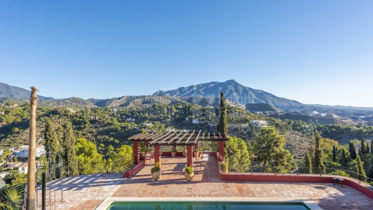 Pure Elegance - Villa for rent in El Madroñal, Benahavis