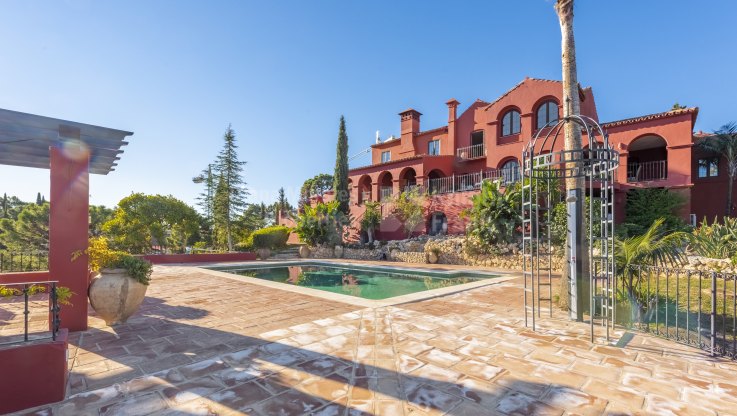 Pure Eleganz - Villa zur Miete in El Madroñal, Benahavis