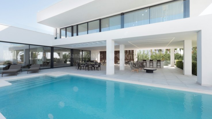 Une toute nouvelle maison au design moderne - Villa à vendre à La Alqueria, Benahavis