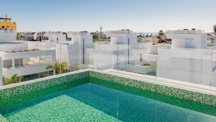 Nueva Alcantara, Set of 10 beachside luxury villas