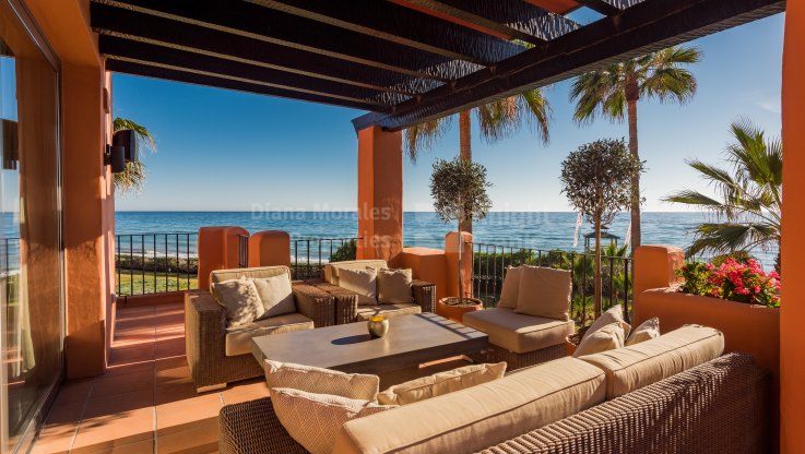 Ático duplex en primera línea de playa - Atico Duplex en venta en La Morera, Marbella Este