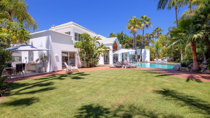 Casa de estilo Miami en Guadalmina Baja - Villa en alquiler en Guadalmina Baja, San Pedro de Alcantara