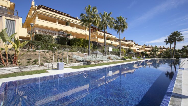 Beautiful Property With Sea Views - Ground Floor Apartment for rent in Condado de Sierra Blanca, Marbella Golden Mile