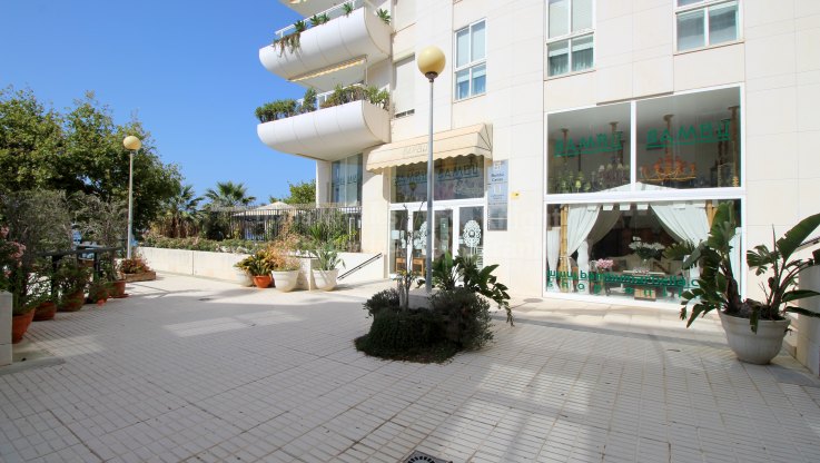 Просторные коммерческие помещения в Марбелье - Бизнес в Marbella Centro, Марбелья