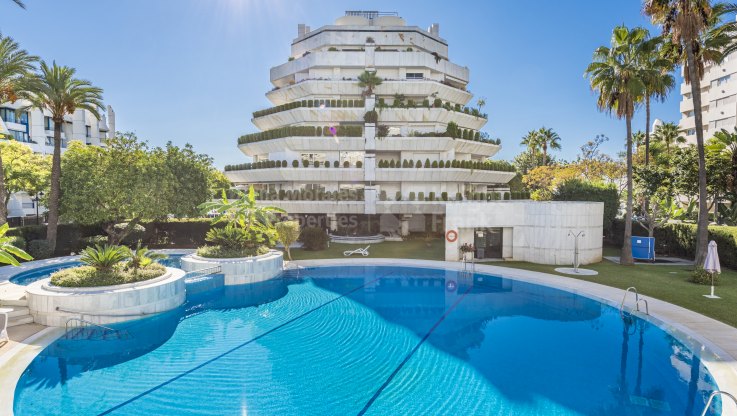 Second line beach apartment - Duplex Penthouse for sale in Marbella Centro, Marbella city