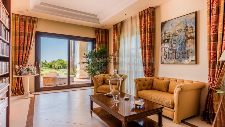 Beeindruckende Hügelvilla - Villa zum Verkauf in Marbella Hill Club, Marbella Goldene Meile