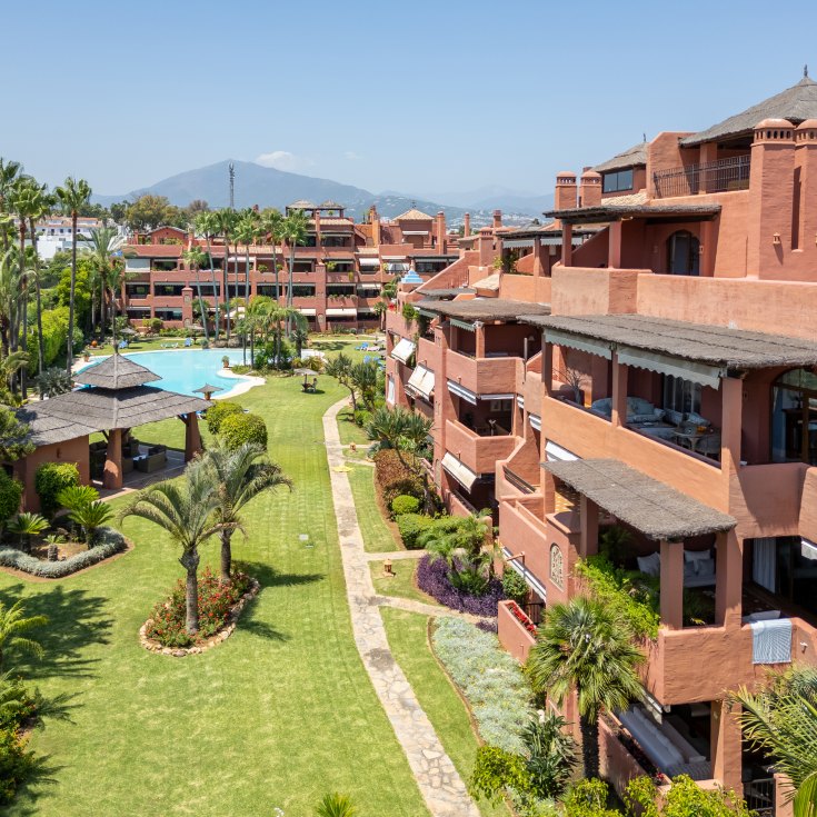 Penthouse Alhambra Del Golf