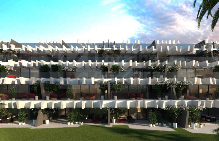 Development of apartments and penthouses with 2 and 3 bedrooms in Estepona