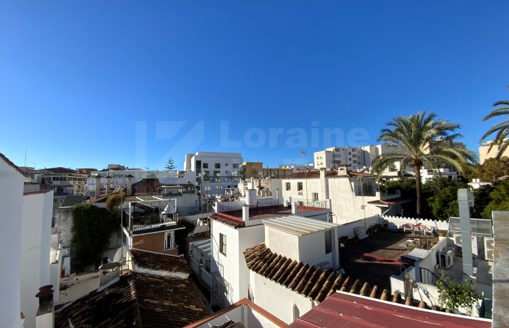 Casamata con local comercial y con apartamento independiente para reformar en el Casco Antiguo de Marbella