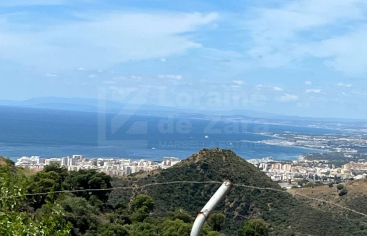 Casa de campo rústica situada en el Cerro de Los Granizos, Ojén