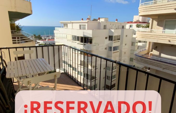 Soleado apartamento de 2 dormitorios junto al mar en Marbella centro