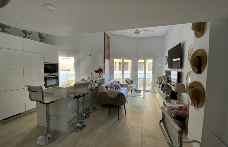Apartamento de 1 dormitorio totalmente reformado con licencia turística en Marbella centro