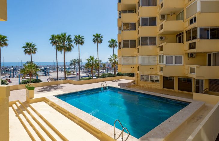 Bright, beachfront studio on Marbella's Paseo Marítimo.