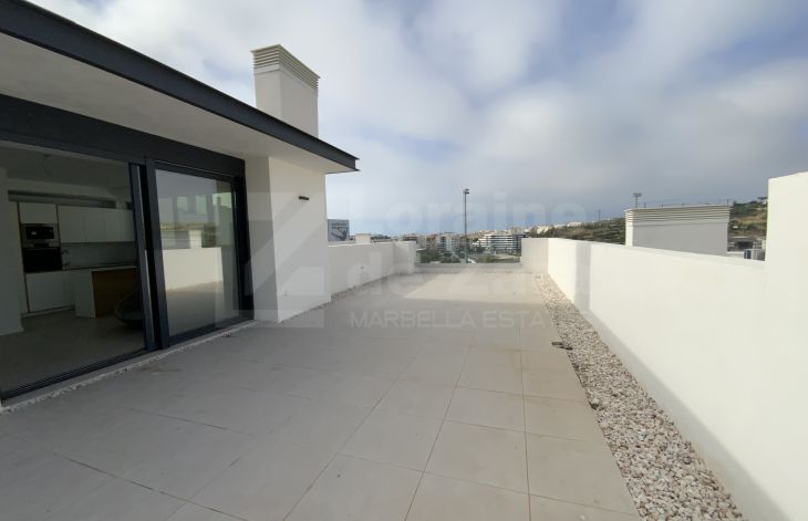 Apartamento de obra nueva a estrenar con dos dormitorios en Estepona