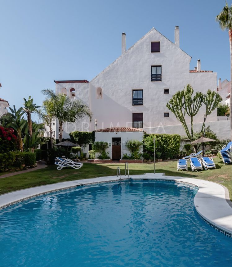 Penthaus for sale in Nueva Andalucia, Marbella (All)