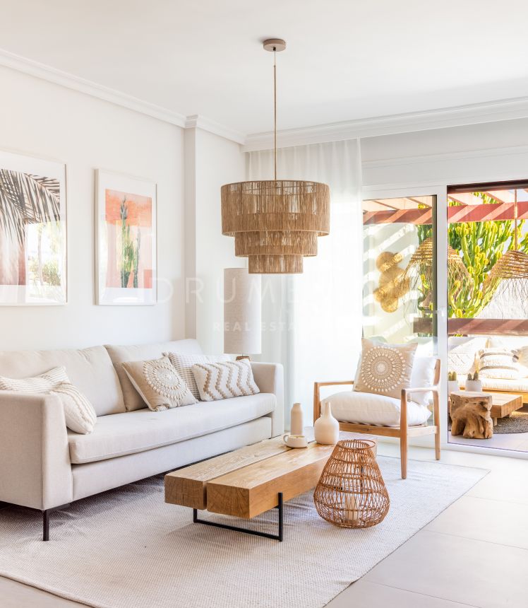 Fully renovated Modern Apartment with a Scandinavian Touch in Nueva Andalucia, Marbella.