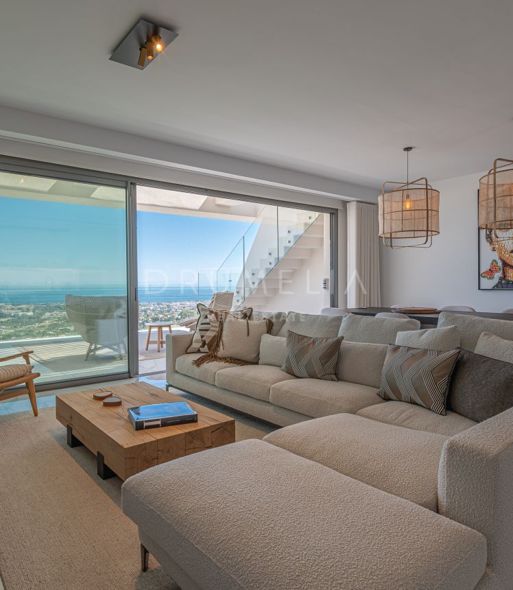 Brand-new stunning modern luxury duplex penthouse with panoramic sea views in Byu Hills, Benahavis