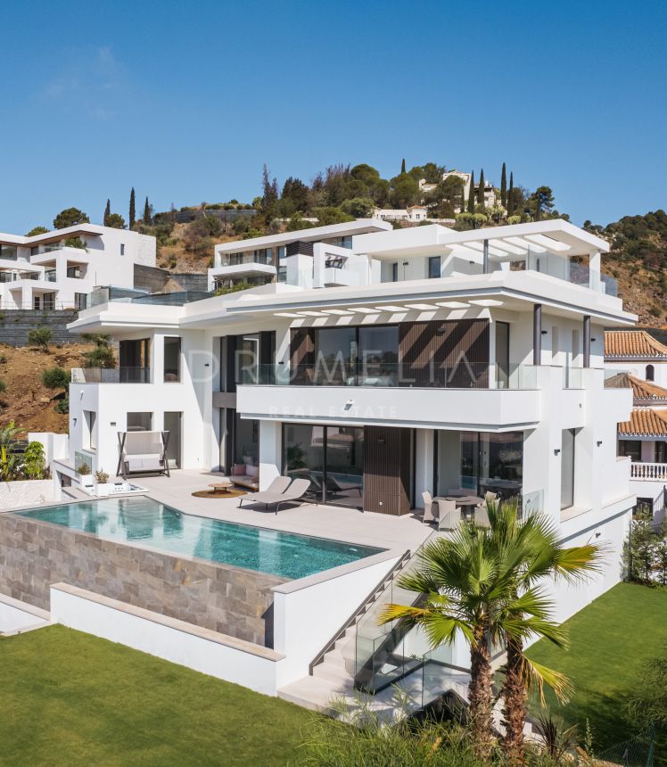 Lomas 10 - Moderne gloednieuwe villa in het prestigieuze Lomas de la Quinta, Marbella met prachtig uitzicht op zee en de bergen