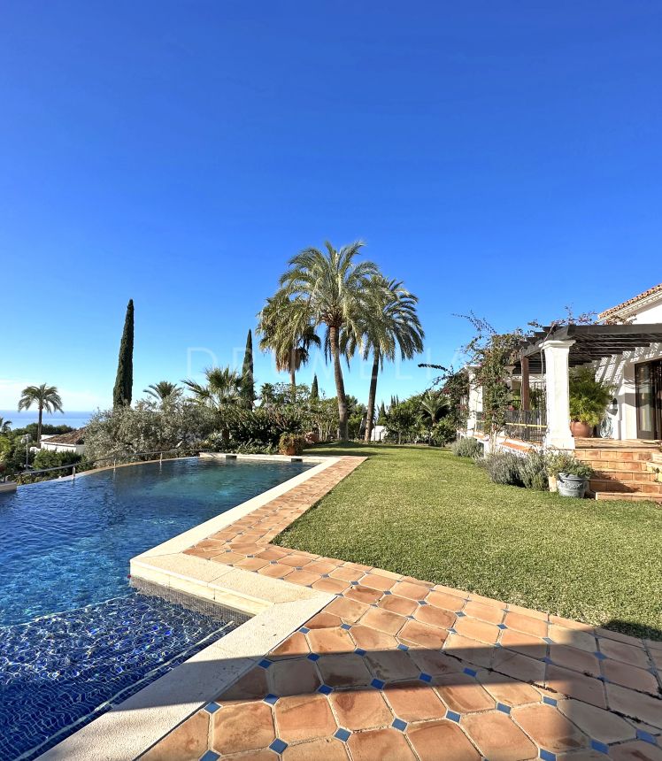 Andalusian Villa with Expansive Gardens and Sea Views, Sierra Blanca, Marbella