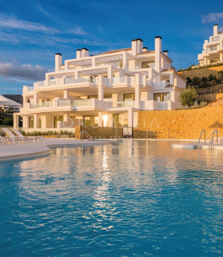 Penthaus for sale in 9 Lions Residences, Nueva Andalucia