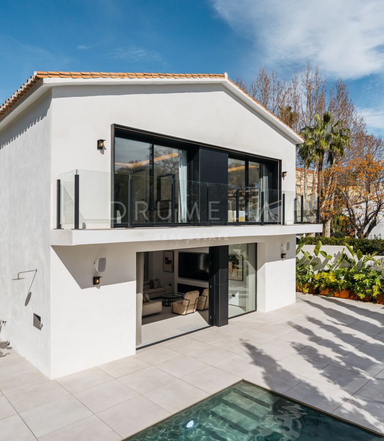 Luxury Refurbished and Furnished Modern Villa with Pool in Nueva Andalucia, Marbella