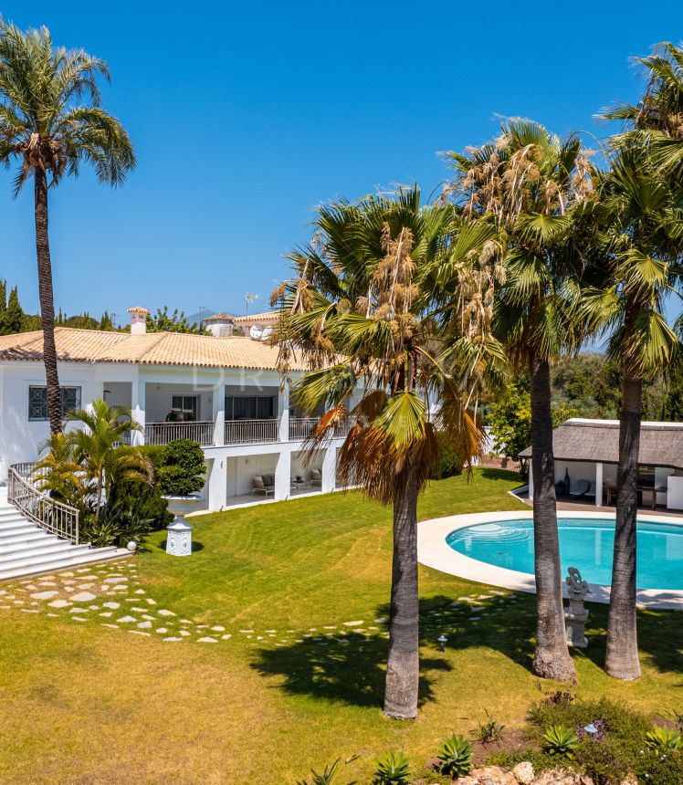Elegant, luxury Mediterranean villa in exclusive Las Lomas del Marbella Club, Marbella Golden Mile