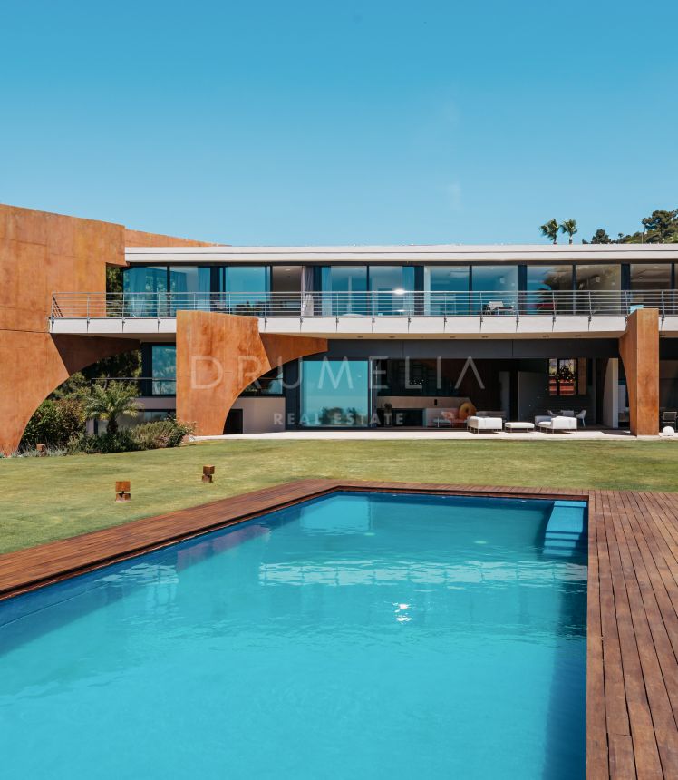 Villa Futura - Unik, ultramoderne luksusvilla med wow-faktor i La Reserva de Alcuzcuz, Benahavis