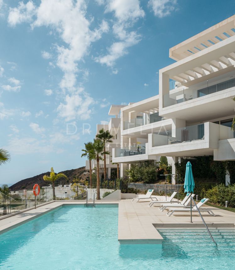 Uzuri View - Spectaculair luxe modern duplex penthouse in Palo Alto met prachtig panoramisch uitzicht in Ojen, Marbella