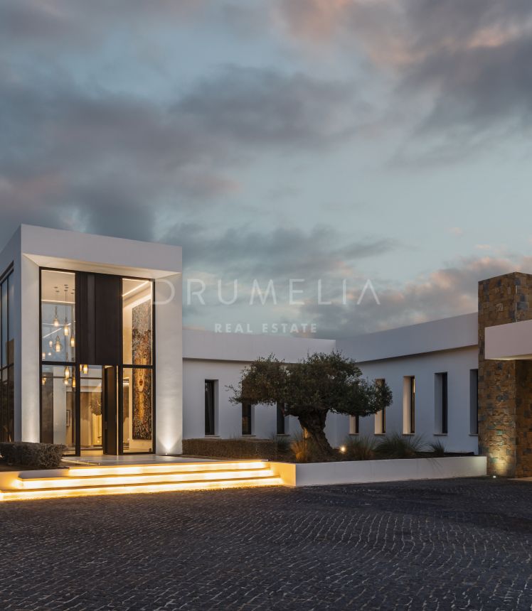 Villa Calma - Moderne Villa auf einer Ebene gebaut, zu verkaufen in Marbella Club Golf Resort