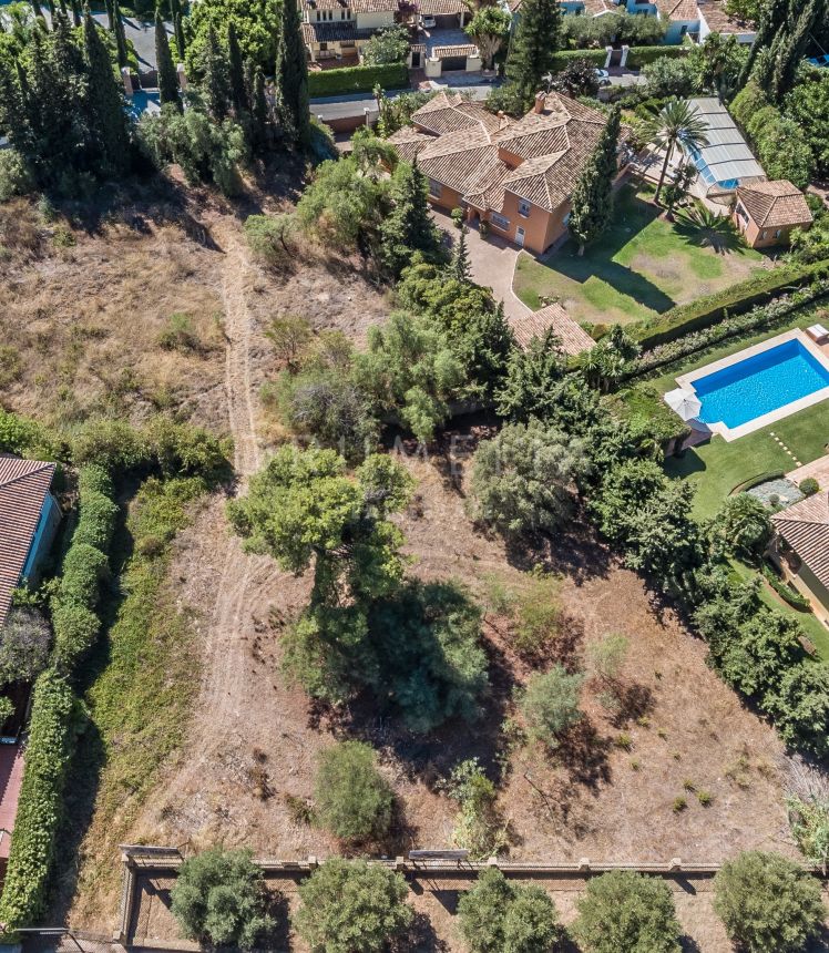 Grundstück for sale in Rocio de Nagüeles, Marbella Golden Mile