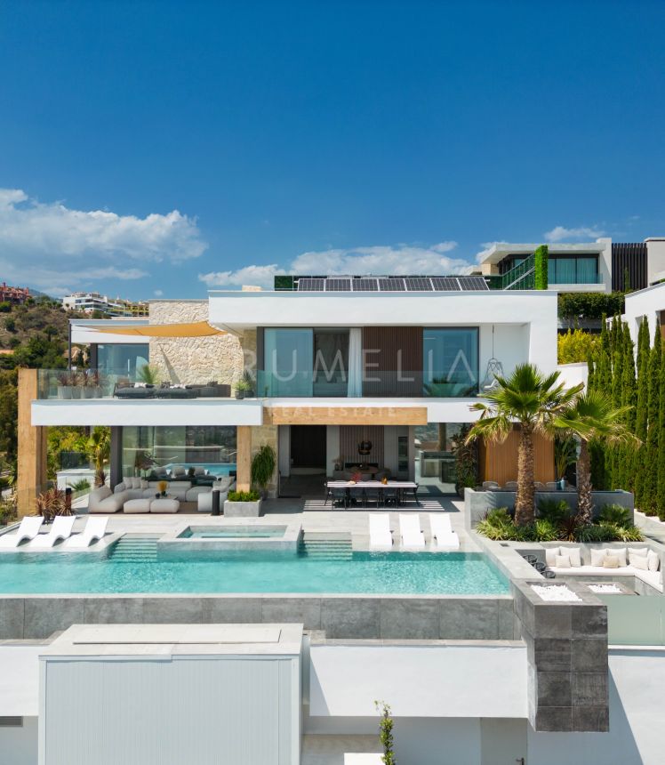 State-of-the-art contemporary villa with panoramic sea views in The Hills, La Quinta, Benahavís