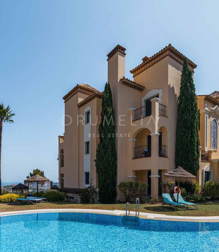 Buenavista - Unmatched living experience in the heart of Benahavis: 3-Bed Penthouse with Unending Sea Views