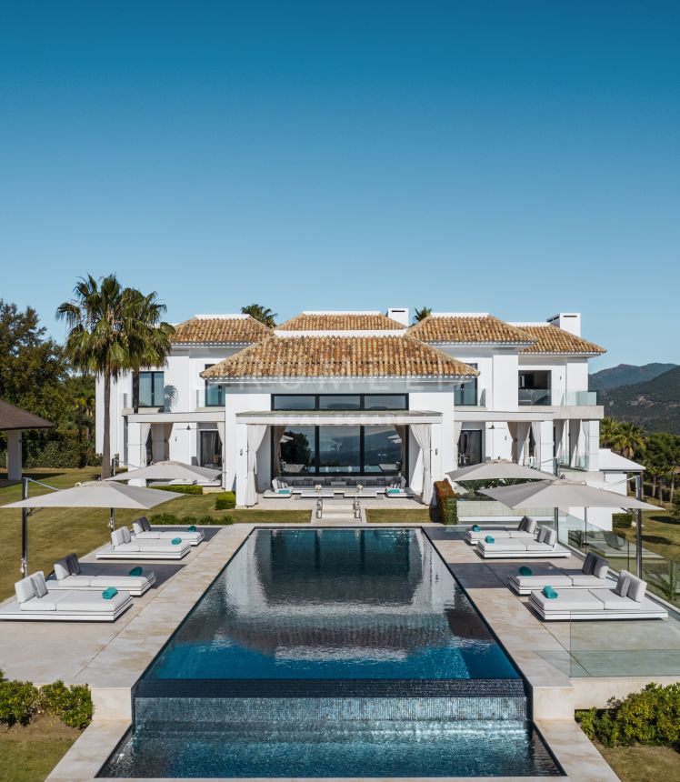 CASA VALENTINO - Magnifique maison de luxe avec vue panoramique à La Zagaleta, Benahavis