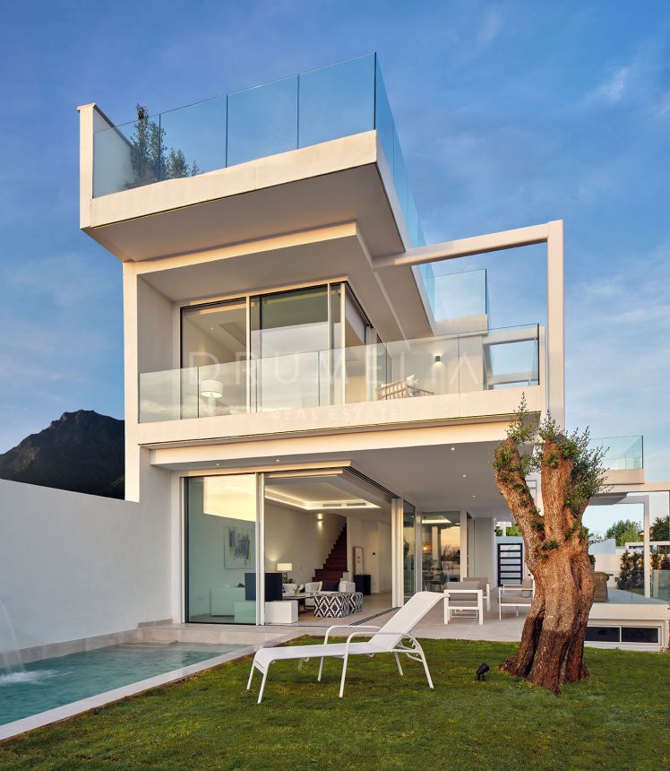 New Modern Luxury House with Stunning Sea Views in Marbella