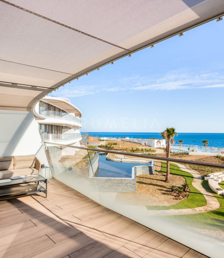 Amazing New Penthouse in Unique Luxurious Beachfront Development, Estepona