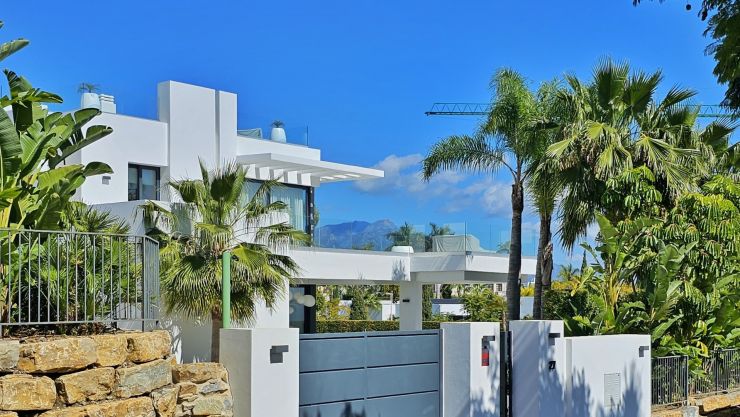 build a villa in Marbella