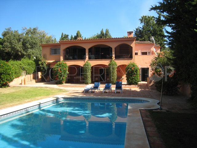 Villa in Triana, Sotogrande | Peninsula Properties
