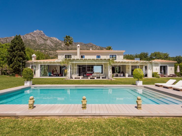 For sale villa with 7 bedrooms in Marbella Hill Club, Marbella Golden Mile | DM Properties