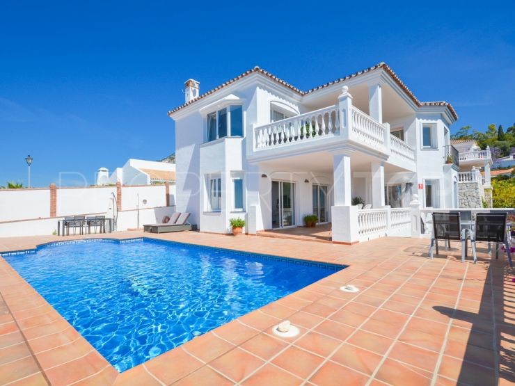 Villa in Mijas with 4 bedrooms | Your Property in Spain