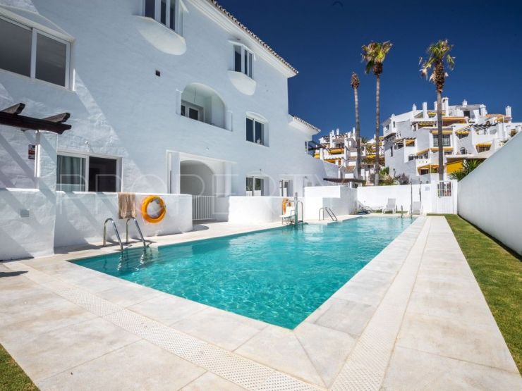 Apartment with 3 bedrooms for sale in Nueva Andalucia, Marbella | Cleox Inversiones