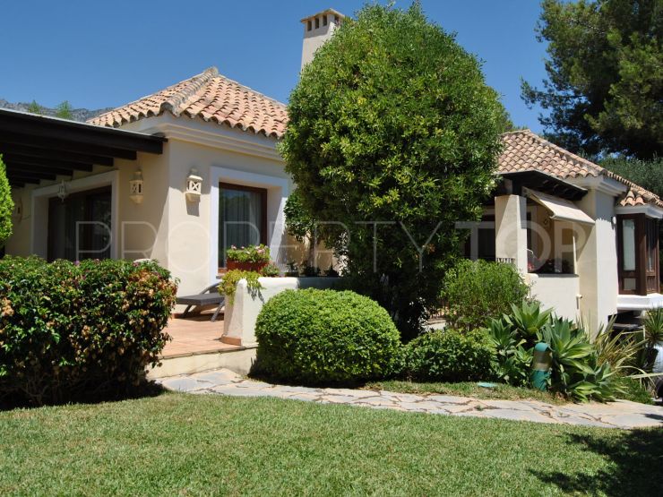 Villa for sale in Altos Reales with 4 bedrooms | Real Estate Ivar Dahl